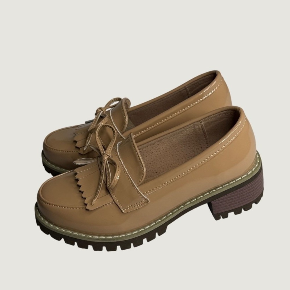 DADAWEN Beige Patent Leather Platform Loafers Chunky Heeled Tassel Shoes 6.5